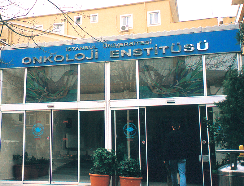İstanbul Üniversitesi Çapa Tıp Fakültesi Onkoloji Klinik Binası